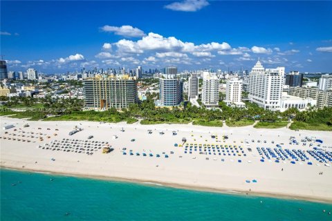 Condominio en alquiler en Miami Beach, Florida, 1 dormitorio, 87.33 m2 № 2062404 - foto 29
