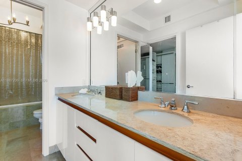 Condominio en alquiler en Miami Beach, Florida, 1 dormitorio, 87.33 m2 № 2062404 - foto 12
