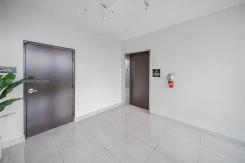 Copropriété à vendre à Doral, Floride: 1 chambre, 68.56 m2 № 1828717 - photo 16