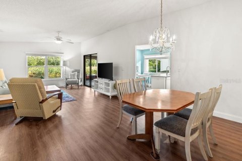 Villa ou maison à vendre à Englewood, Floride: 2 chambres, 127.55 m2 № 2124256 - photo 10