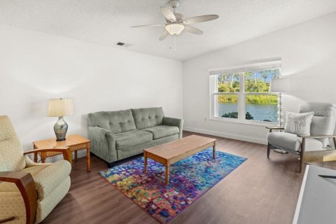 Villa ou maison à vendre à Englewood, Floride: 2 chambres, 127.55 m2 № 2124256 - photo 9