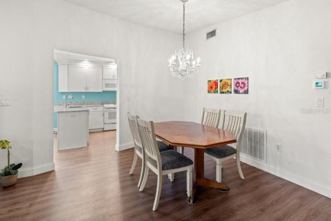 Villa ou maison à vendre à Englewood, Floride: 2 chambres, 127.55 m2 № 2124256 - photo 11