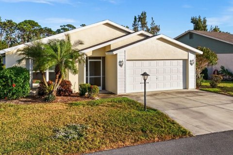 Villa ou maison à vendre à Englewood, Floride: 2 chambres, 127.55 m2 № 2124256 - photo 2