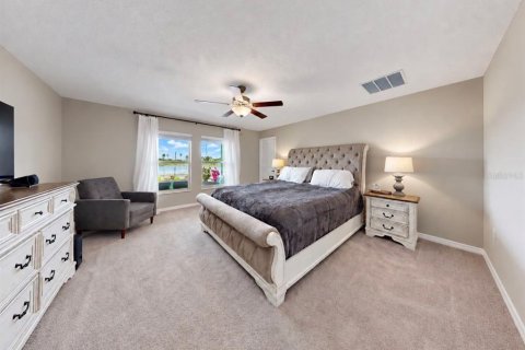 House in Ruskin, Florida 4 bedrooms, 226.59 sq.m. № 2390932 - photo 18