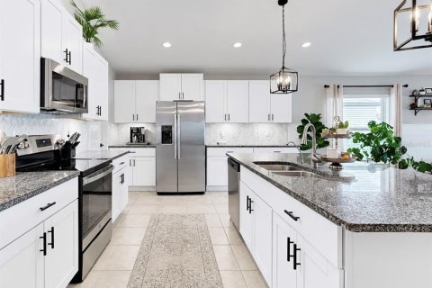 House in Ruskin, Florida 4 bedrooms, 226.59 sq.m. № 2390932 - photo 15