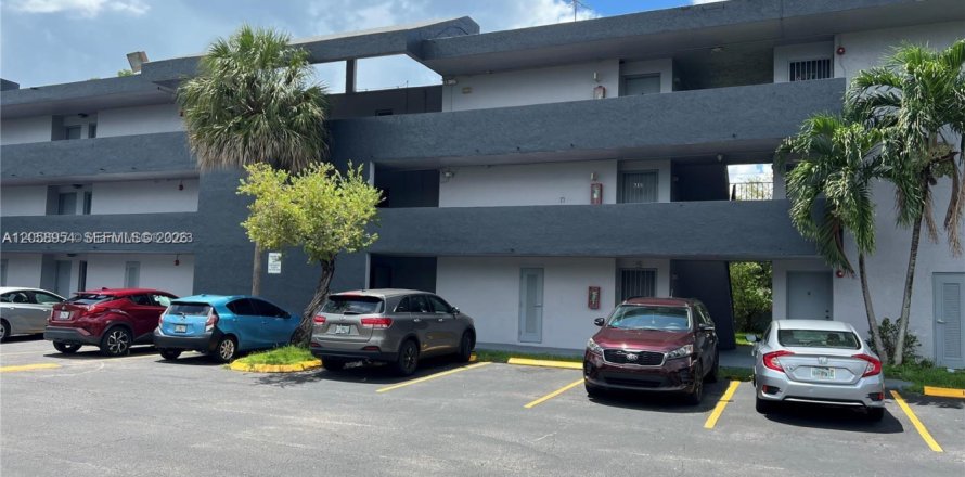 Condo à Miami, Floride, 2 chambres № 2168799