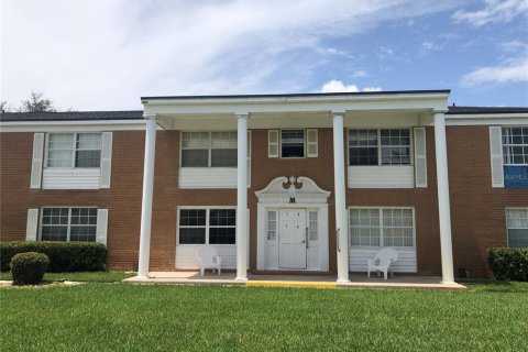 Condo in Port Charlotte, Florida, 2 bedrooms  № 1338710 - photo 4