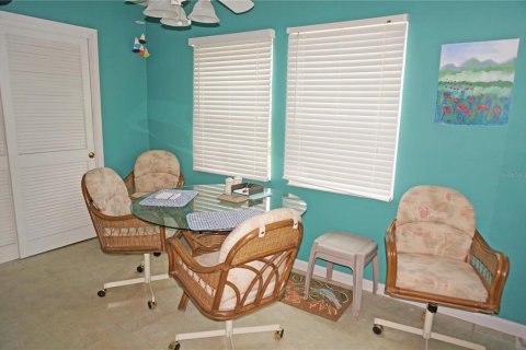 Condo in Port Charlotte, Florida, 2 bedrooms  № 1338710 - photo 16