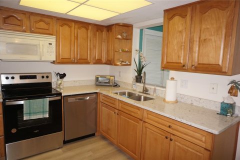 Condo in Port Charlotte, Florida, 2 bedrooms  № 1338710 - photo 12