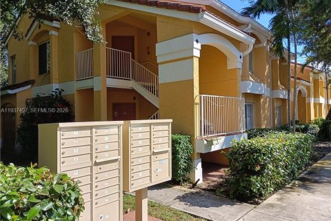 Appartement à louer à Oakland Park, Floride: 2 chambres, 115.29 m2 № 2001260 - photo 2
