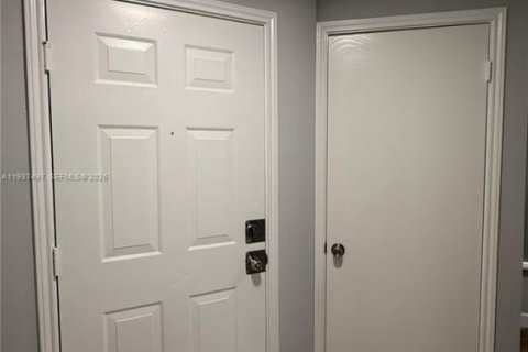 Appartement à louer à Oakland Park, Floride: 2 chambres, 115.29 m2 № 2001260 - photo 5