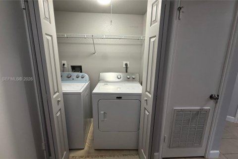 Appartement à louer à Oakland Park, Floride: 2 chambres, 115.29 m2 № 2001260 - photo 17