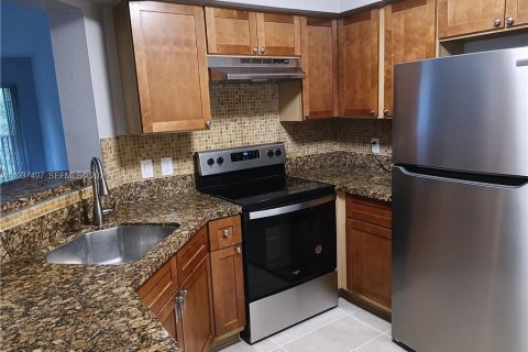 Appartement à louer à Oakland Park, Floride: 2 chambres, 115.29 m2 № 2001260 - photo 14