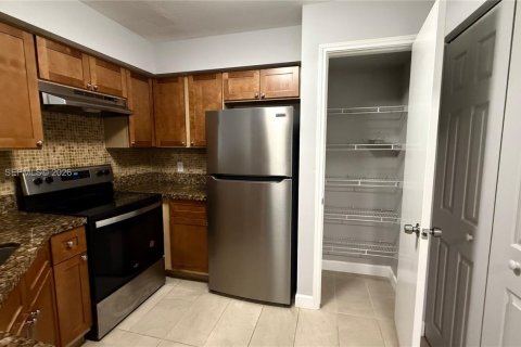 Appartement à louer à Oakland Park, Floride: 2 chambres, 115.29 m2 № 2001260 - photo 10