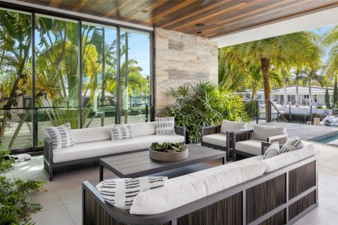 Villa ou maison à vendre à North Miami, Floride: 6 chambres, 555.37 m2 № 2010860 - photo 12