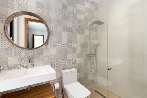 Villa ou maison à vendre à North Miami, Floride: 6 chambres, 555.37 m2 № 2010860 - photo 23