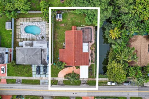 Casa en alquiler en Miami, Florida, 3 dormitorios, 165.74 m2 № 1995128 - foto 6