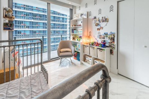 Condo in Miami, Florida, 3 bedrooms  № 1865669 - photo 20