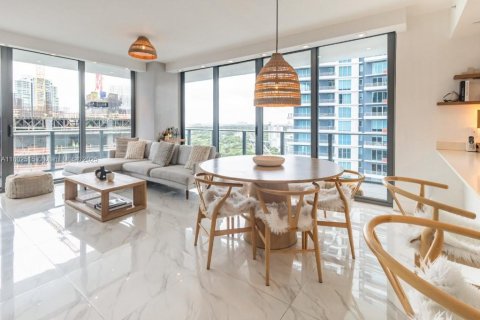 Condo in Miami, Florida, 3 bedrooms  № 1865669 - photo 7