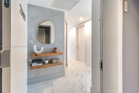 Condo in Miami, Florida, 3 bedrooms  № 1865669 - photo 26