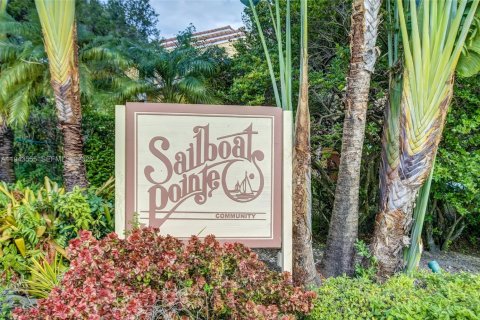 Condo in Oakland Park, Florida, 2 bedrooms  № 2003005 - photo 22