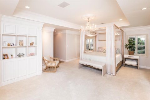House in Orlando, Florida 3 bedrooms, 211.45 sq.m. № 2149421 - photo 14
