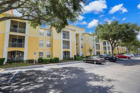 Condo à Maitland, Floride, 2 chambres № 2322343