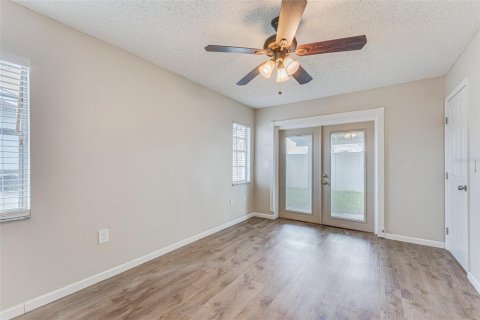 House in New Port Richey, Florida 3 bedrooms, 101.17 sq.m. № 1829182 - photo 22