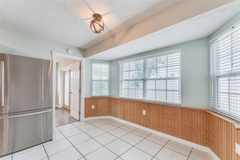 House in New Port Richey, Florida 3 bedrooms, 101.17 sq.m. № 1829182 - photo 14