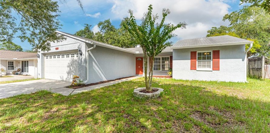 Casa en New Port Richey, Florida 3 dormitorios, 101.17 m2 № 1829182