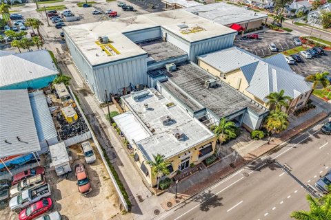 Commercial property in Punta Gorda, Florida 206.34 sq.m. № 2291106 - photo 24