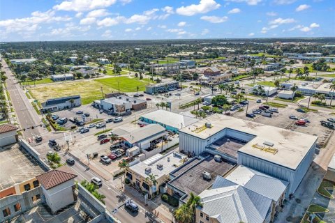 Commercial property in Punta Gorda, Florida 206.34 sq.m. № 2291106 - photo 22