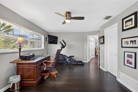 Купить виллу или дом в Клируотер, Флорида 4 комнаты, 267.19м2, № 1777543 - фото 23