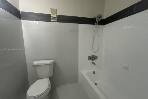 Condo in Homestead, Florida, 2 bedrooms  № 2082133 - photo 6