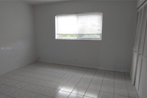 Copropriété à vendre à Fort Lauderdale, Floride: 1 chambre, 54.63 m2 № 1947652 - photo 27