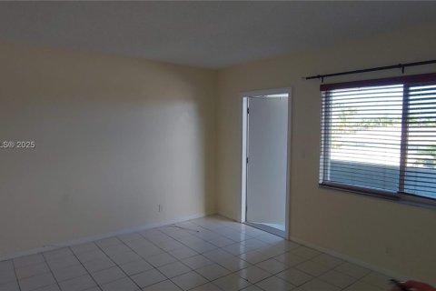 Copropriété à vendre à Fort Lauderdale, Floride: 1 chambre, 54.63 m2 № 1947652 - photo 6