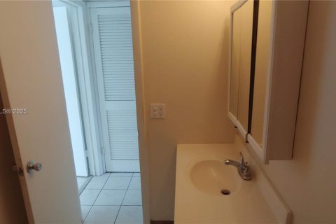 Copropriété à vendre à Fort Lauderdale, Floride: 1 chambre, 54.63 m2 № 1947652 - photo 21