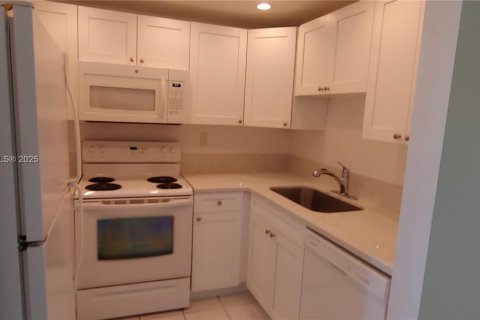 Copropriété à vendre à Fort Lauderdale, Floride: 1 chambre, 54.63 m2 № 1947652 - photo 15