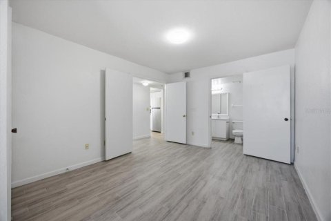 Copropriété à louer à Kissimmee, Floride: 2 chambres, 105.91 m2 № 2423864 - photo 11