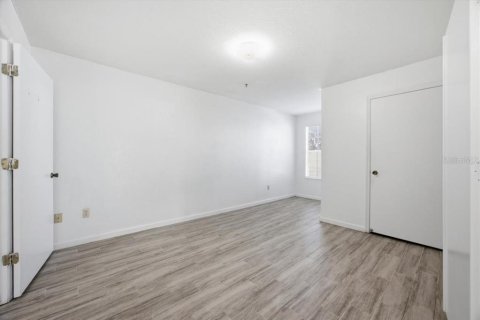 Copropriété à louer à Kissimmee, Floride: 2 chambres, 105.91 m2 № 2423864 - photo 10