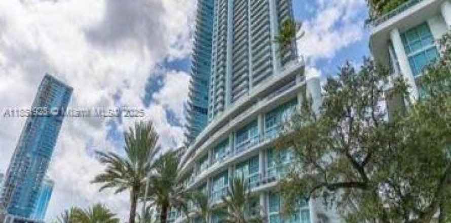 Condo à Miami, Floride, 3 chambres № 1871481