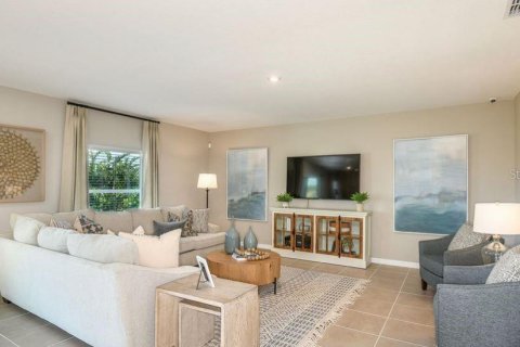 House in Hudson, Florida 4 bedrooms, 199.09 sq.m. № 1626793 - photo 8