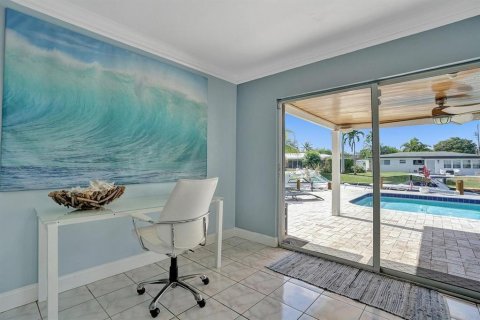House in Fort Lauderdale, Florida 3 bedrooms, 147.53 sq.m. № 2275174 - photo 14