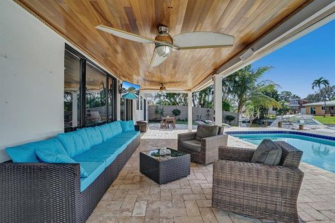House in Fort Lauderdale, Florida 3 bedrooms, 147.53 sq.m. № 2275174 - photo 4