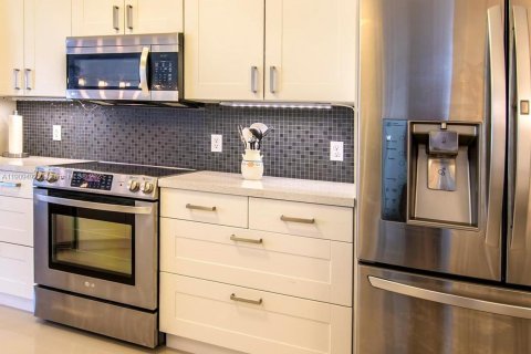 Copropriété à vendre à Aventura, Floride: 3 chambres, 122.63 m2 № 1966337 - photo 16