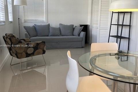 Copropriété à vendre à Aventura, Floride: 3 chambres, 122.63 m2 № 1966337 - photo 7