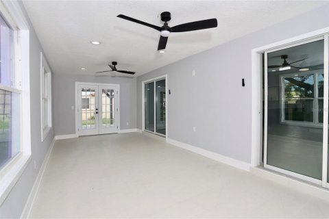 House in Orlando, Florida 3 bedrooms, 144.37 sq.m. № 1352799 - photo 24