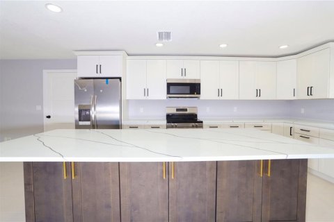 House in Orlando, Florida 3 bedrooms, 144.37 sq.m. № 1352799 - photo 8