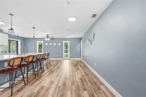 Casa en venta en Spring Hill, Florida, 5 dormitorios, 237.64 m2 № 2306582 - foto 12