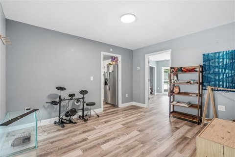Casa en venta en Spring Hill, Florida, 5 dormitorios, 237.64 m2 № 2306582 - foto 24